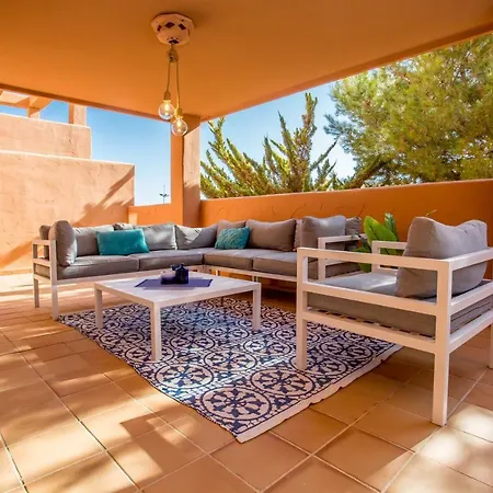 Ample Luxury Fancy Golf & Padel * ماربيا